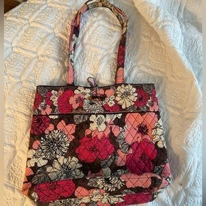 Vera Bradley tote bag